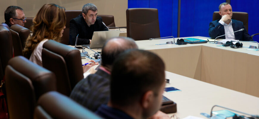 52806226586 8a975b8693 k