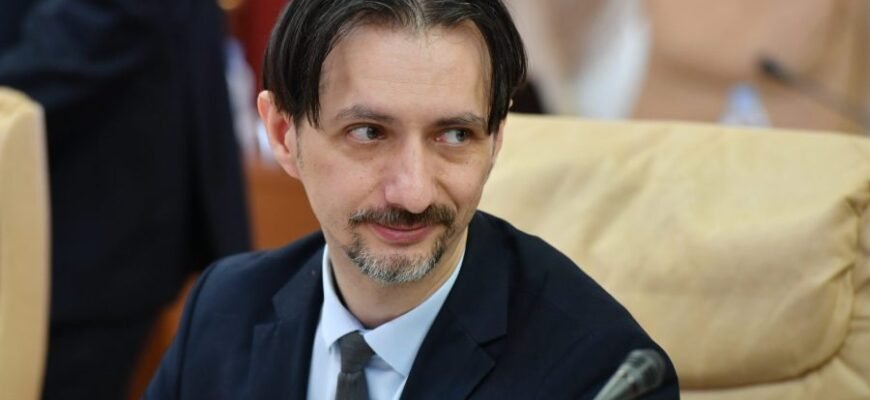 Fostul ministru al Economiei, Sergiu Gaibu, s-a ales cu funcția de director al ANRCETI