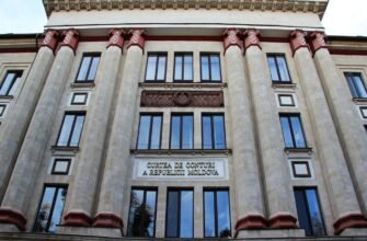 Reglări de conturi la Curtea de Conturi. Reacția oficială a instituției la acuzația adusă președintelui că ar fi făcut avansuri sexuale unei angajate