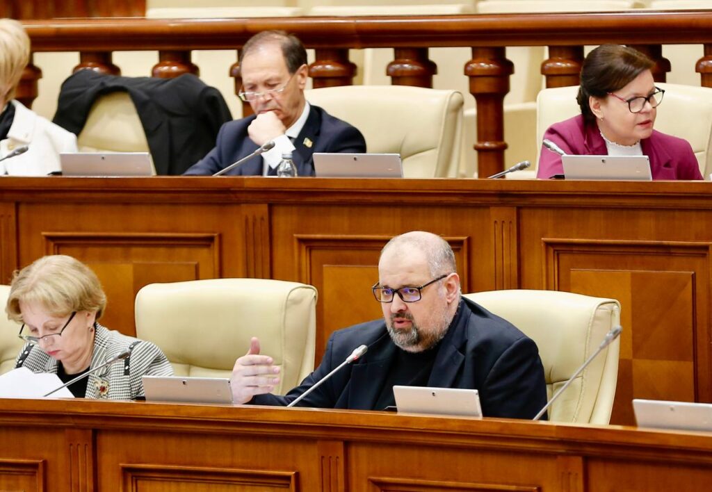 Deputat PSRM: Vă îndemn să susținem dezvoltarea educației fizice și a sportului în Republica Moldova 1 lebedinskiy 1