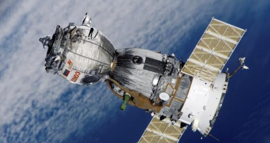Fragmente ale unui satelit NASA s-ar fi prăbușit în apropiere de Kiev. Agenția spațială neagă orice implicare