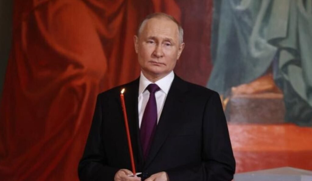 Kremlinul neagă posibilitatea ca Vladimir Putin să aibă o sosie: ”Este o altă minciună” 1 Kremlinul neagă posibilitatea ca Vladimir Putin să aibă o sosie: ”Este o altă minciună”