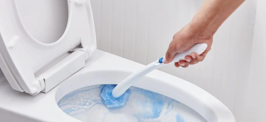 trucul cu spuma de ras pentru a scapa de mirosul urat din toaleta