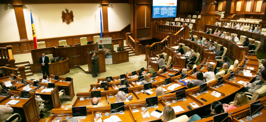 52863460562 7069a74f9b k