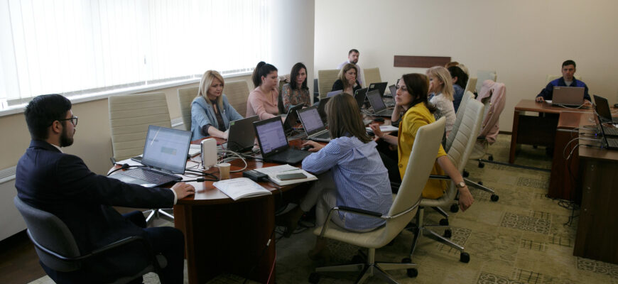 52937193784 f7f6cb4e79 k