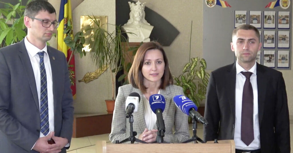A luat-o gura pe dinainte: Veronica Dragalin a declarat că procurorii au informat-o pe Marina Tauber „că se va schimba măsura preventivă” 1 a7117eec3674cd12dfdce2422f8c19bf