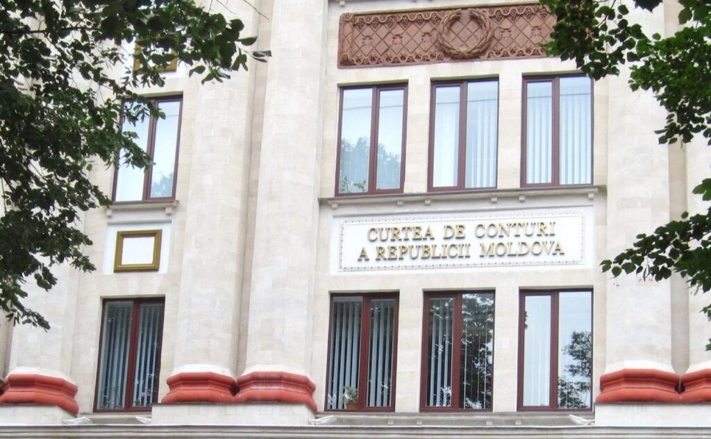 DOC// Angajata CCRM se judecă cu șefa ei, Tatiana Vozian: E acuzată de presiune și hărțuire 3 curtea de conturi