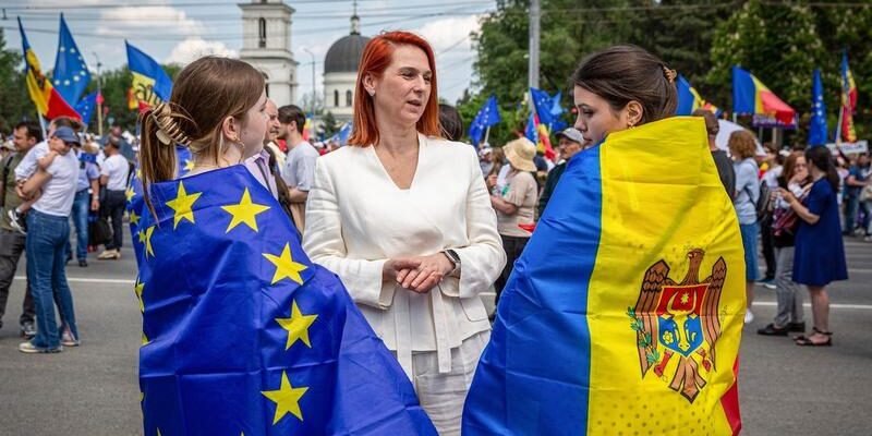 VIDEO// Ce nu s-a văzut la TV la cel mai mare miting pro-UE din Moldova