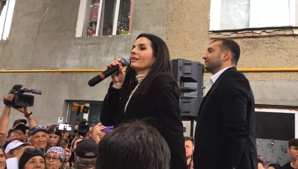 Candidatul Partidului ȘOR, Eugenia Guțul, a devenit oficial Bașcanul UTA Găgăuzia. Curtea de Apel Comrat a validat mandatul acesteia