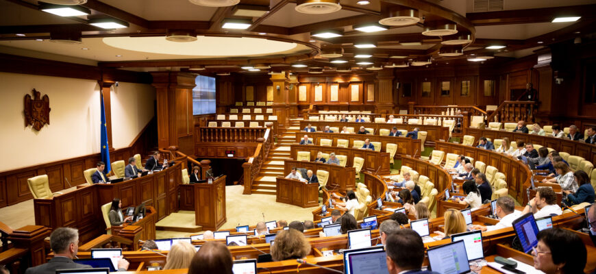 52976273438 2071c2e1f6 k