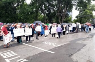 Poliția interzice susținătorilor Partidului „ȘOR” să ajungă la Chișinău. Zeci de microbuze au fost blocate la Bălți și Orhei
