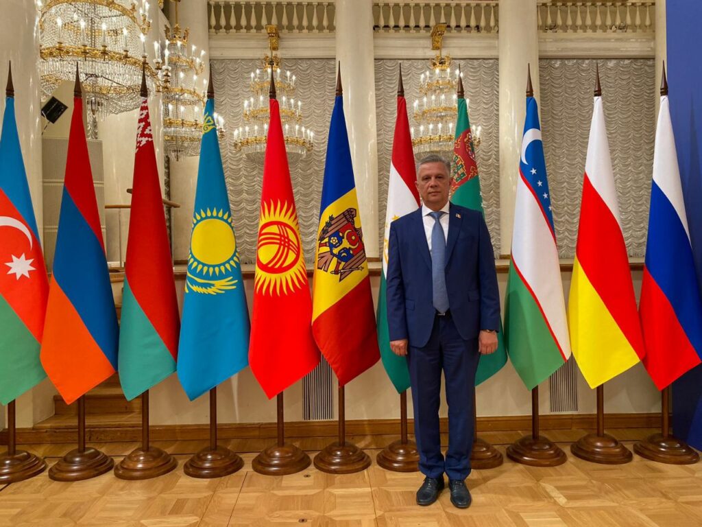 photo 2023 06 15 21 49 52