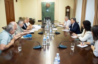 Premierul Dorin Recean a avut o discuție cu un grup de membri ai „Asociației românilor din Basarabia – foști deținuți politici și deportați"