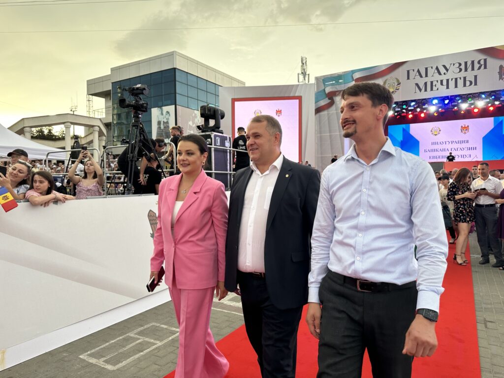 FOTO// Liderii partidului ”Renaștere” au participat la ceremonia de învestire a noului bașcan al Găgăuziei, Eugenia Guțul 8 348857843 126933483787082 6757254740351280048 n