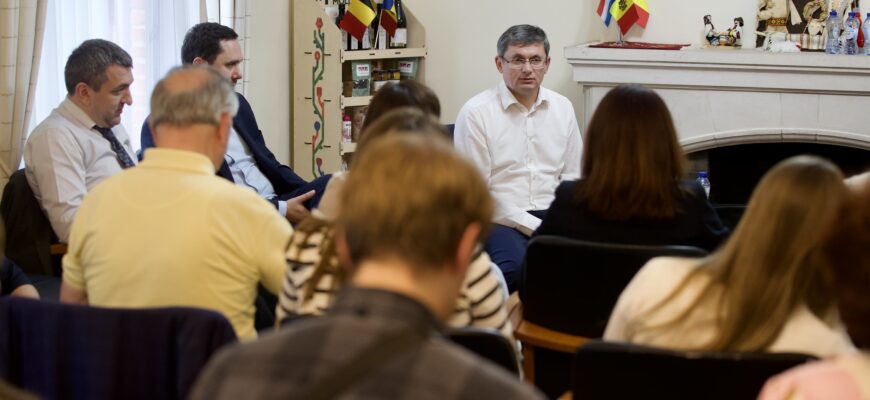 53023783426 03a8e681ee k