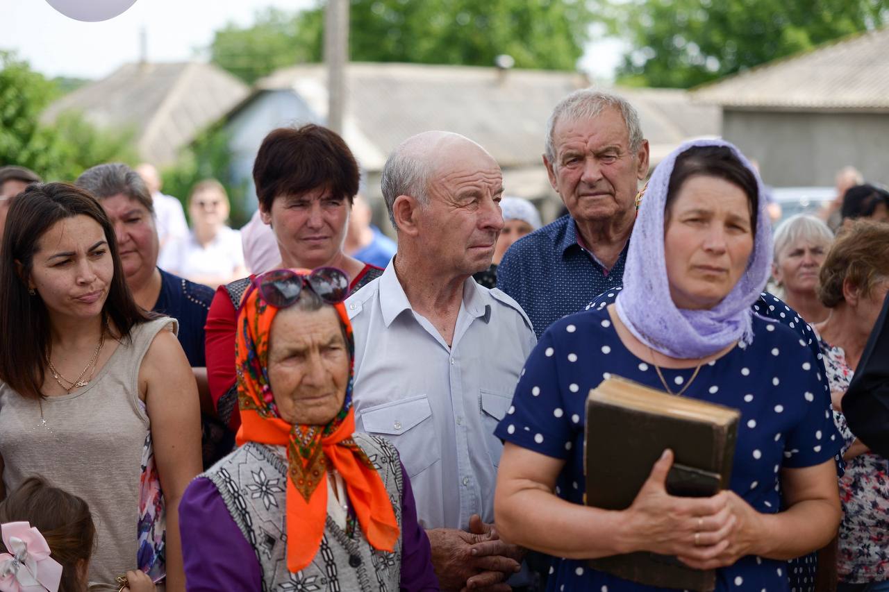 FOTO// Echipa lui Ilan Șor modernizează satul Mîrzaci. Oficiul Medicilor de Familie a fost reabilitat și a fost instalat un sistem de încălzire autonom