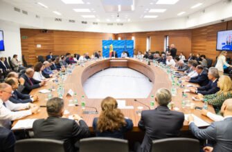 Prim-ministrul Dorin Recean, la reuniunea Diplomației: „Vă îndemn pe fiecare să promovăm produsele moldovenești”