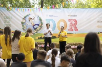 Ministrul Educației s-a întâlnit cu copiii diasporei din 20 de țări, participanți la Programul DOR