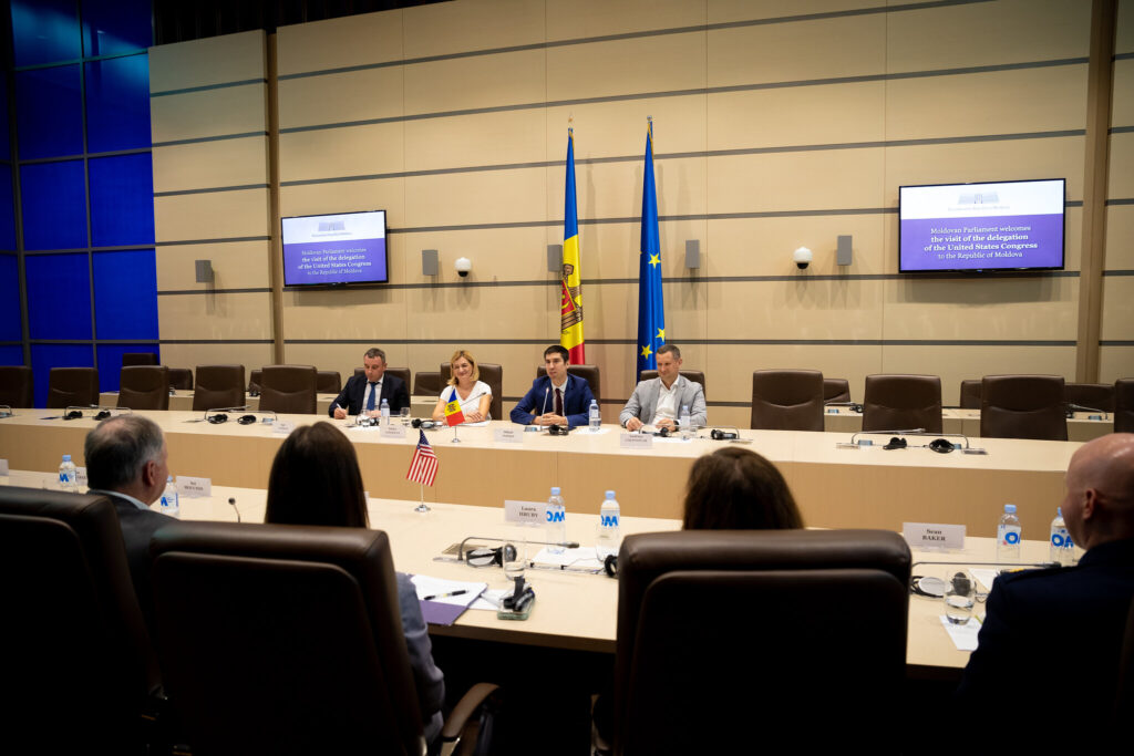 53091222921 dc1294a90e k