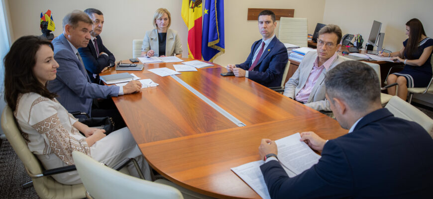 53122151876 b5c38dba1c k