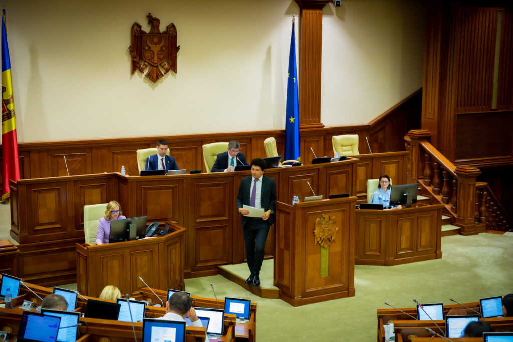 53122500139 4174f17673 h