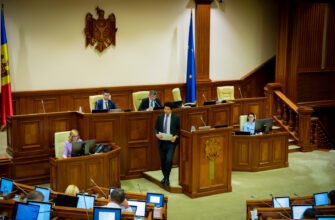 La efectuarea operațiunilor valutare, indiferent de sumă, va fi obligatorie prezentarea actelor de identitate. Proiectul a fost propus de deputatul PAS, Radu Marian