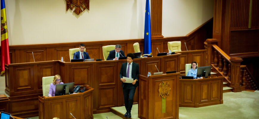 53122500139 4174f17673 h