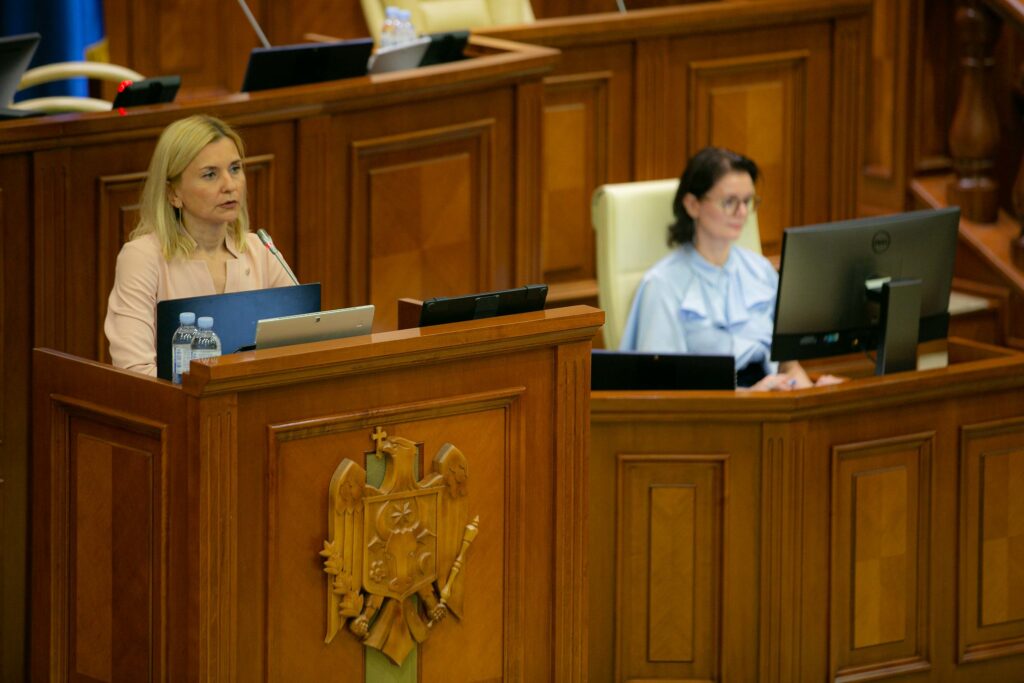 53122732335 5fd55b658e k