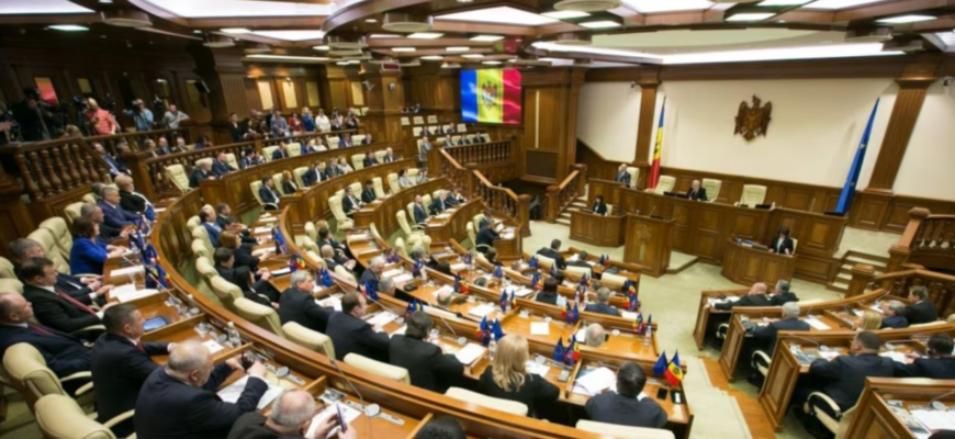 chisinaul vrea sa se rupa total de est