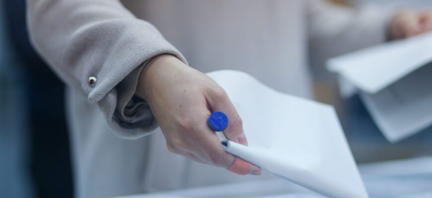 depunere a documentelor pentru inregistrare candidatilor la alegeri 1