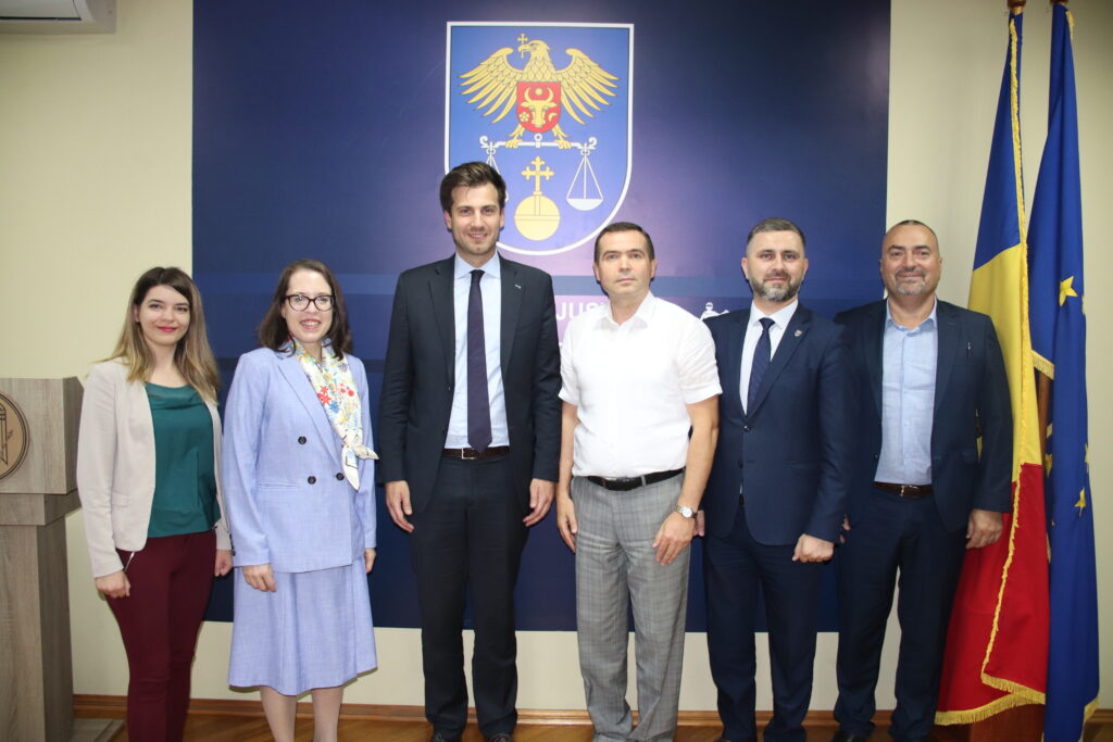 Secretarul de stat al Ministerului Justiției a avut o întrevedere cu reprezentantul special al OSCE pentru combaterea traficului de ființe umane 1 img 2188