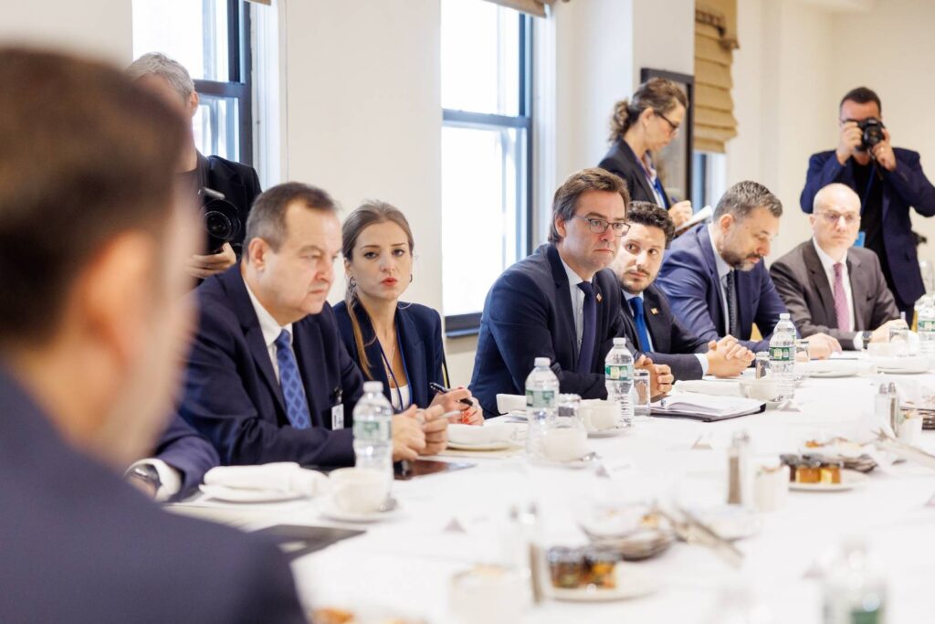 ministrul nicu popescu a discutat cu mai multi oficiali europeni