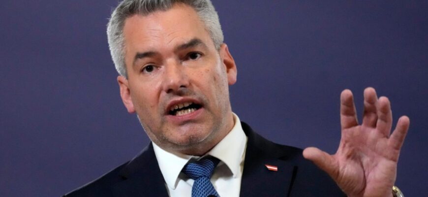 nehammer acuzat de violenta si aroganta