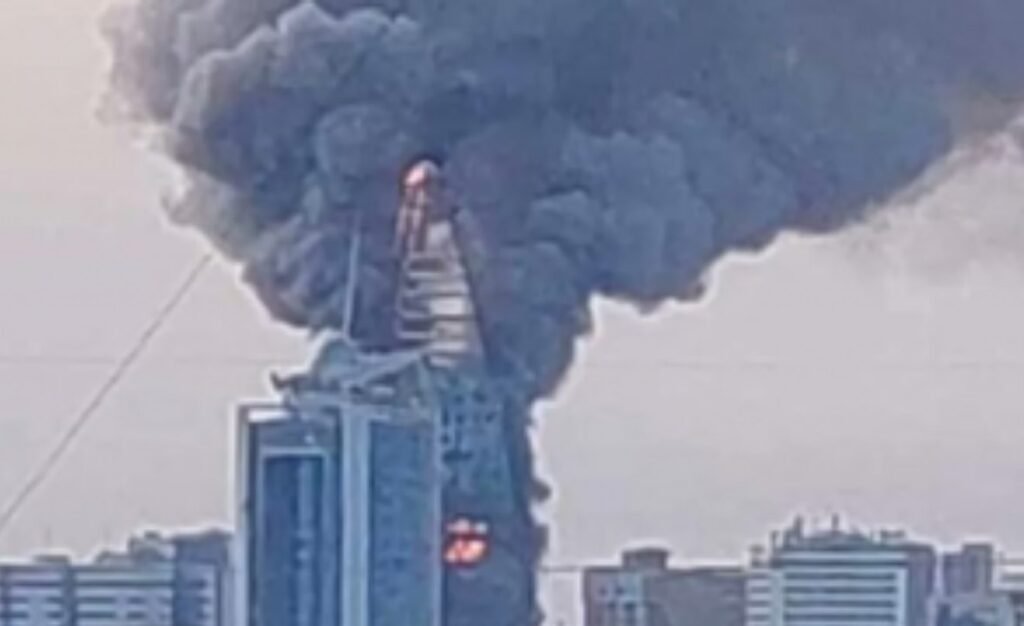 VIDEO// Război civil în toată regula în Sudan. Lupte violente în Khartoum și alte orașe între armată și forțele RSF 1 VIDEO// Război civil în toată regula în Sudan. Lupte violente în Khartoum și alte orașe între armată și forțele RSF