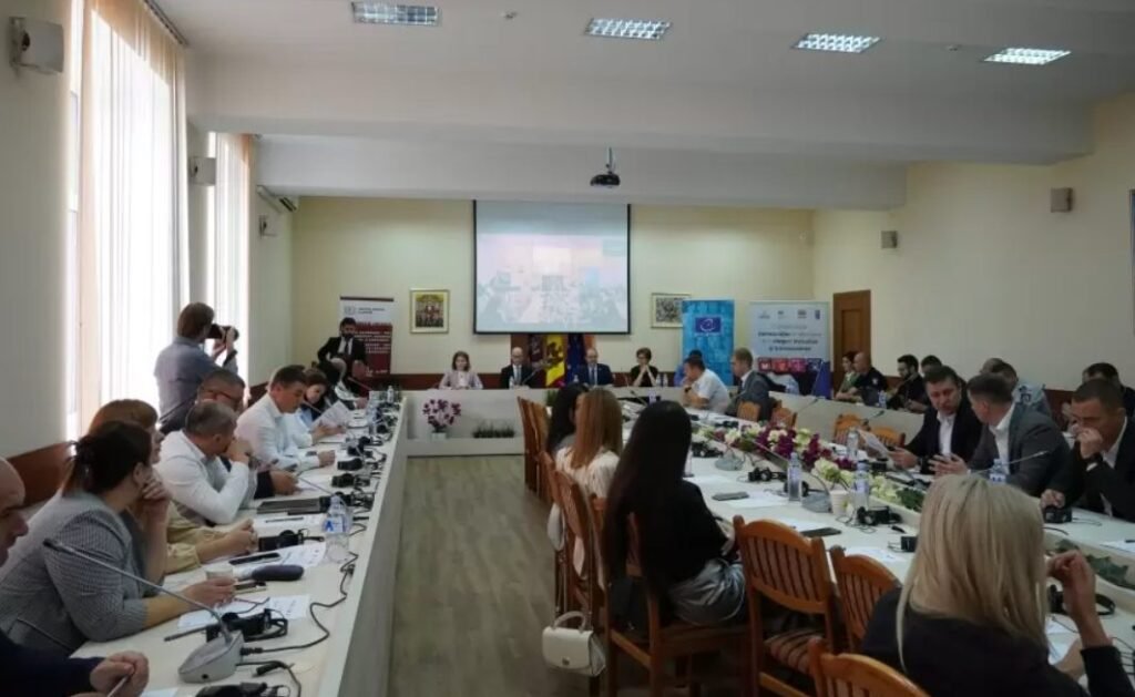 Judecători, procurori și polițiști – familiarizați cu aspecte privind finanțarea grupurilor de inițiativă și a concurenților electorali