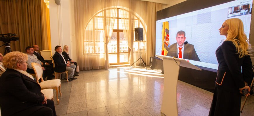 FOTO// Ilan Șor a prezentat rezultatele preliminare ale proiectului "Satul Moldovenesc": ”Fiecare sat ar trebui să aibă asfalt și pavaj nou”