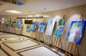 Parlamentul Republicii Moldova este gazda expoziției de pictură și versuri „Scrisori Albastre”, semnată de artista plastică Galina Vieru