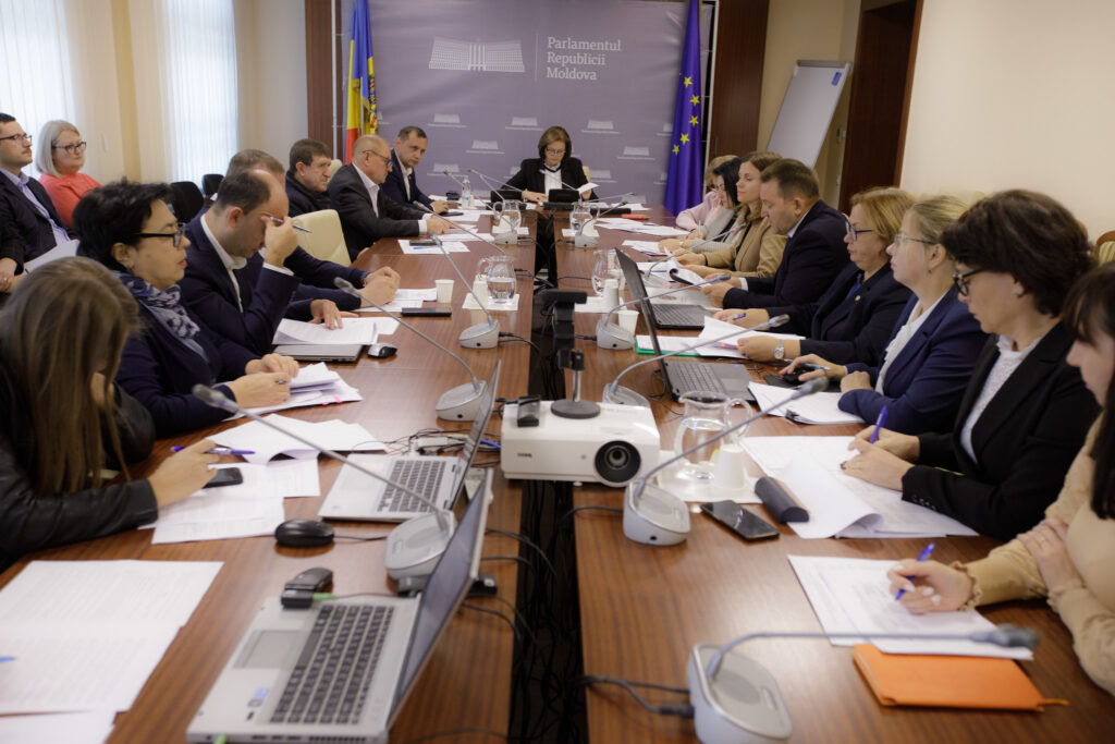 53267255129 7593671290 k