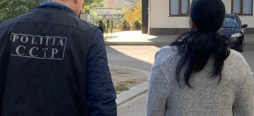 a exploatat prin munca peste zece ingrijitoare de batrani