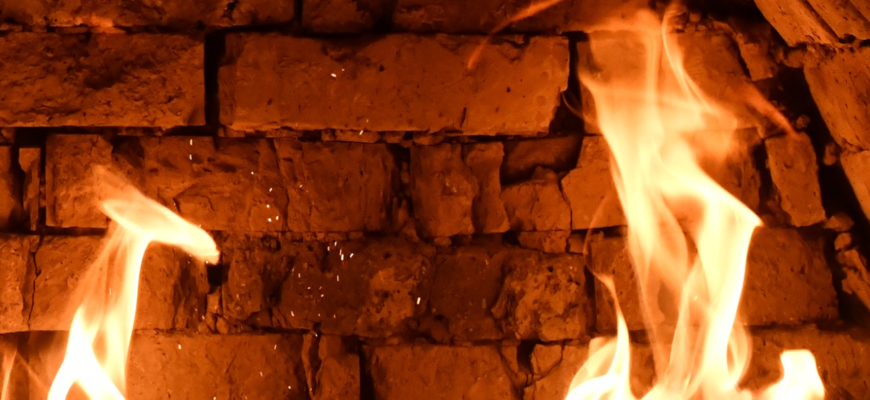 a incercat sa faca focul in soba cu un lichid