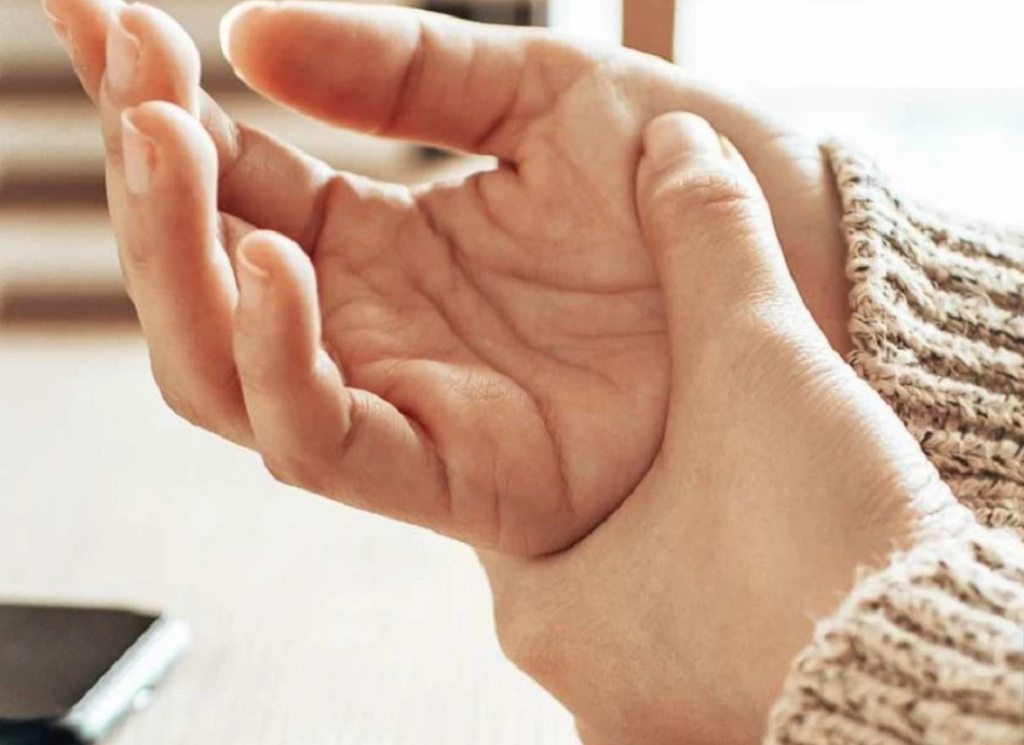 aceste modificari la nivelul mainilor indica diabetul