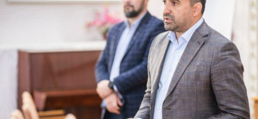 adrian albu ii arunca manusa lui ion ceban