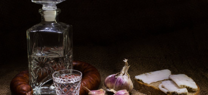 beneficiile consumului unui pahar de tuica