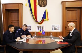 Întrevederea Ministrului afacerilor interne, Adrian Efros cu Ambasadorul Australiei în Republica Moldova, Excelența Sa Bruce Kevin Jeffrey Edwards
