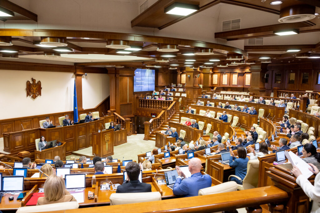 cresteri salariale pentru angajatii din sectorul medical