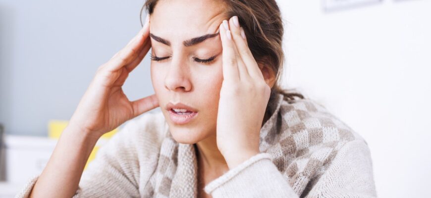 de ce ne doare capul