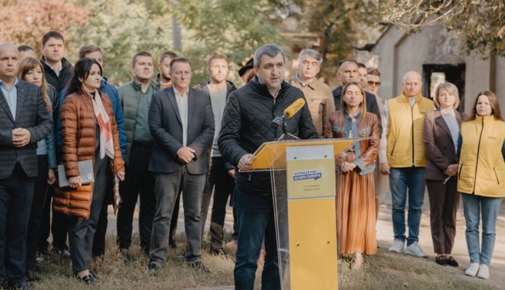 Lilian Carp promite să repare 400 de lifturi din Capitală, dacă va ajunge primar. Câți bani planifică să aloce