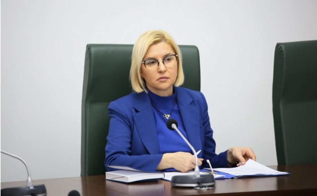 Irina Vlah: „Maia Sandu tot timpul a inventat duşmani şi tot timpul a luptat cu cineva” 1 Irina Vlah: Cazul Stoianoglo denotă o dată în plus faptul ca PAS ignoră principiile statului de drept