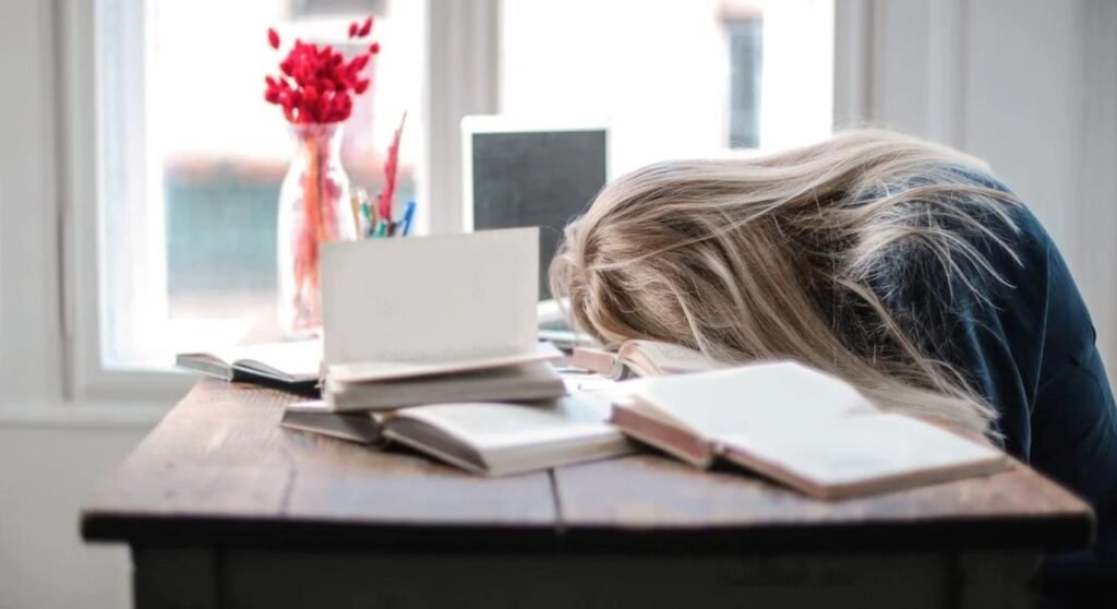 STUDIU// Care este legătura dintre stres și scăderea puterii de concentrare 1 STUDIU// Care este legătura dintre stres și scăderea puterii de concentrare