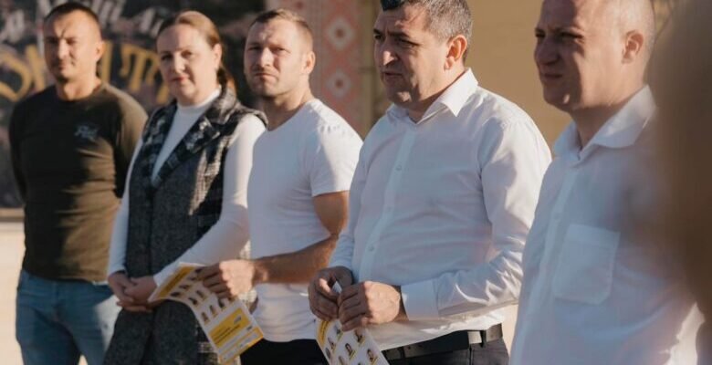 Lilian Carp în discuții cu locuitorii din comuna Tohatin: ”Vrem ca în viitorul apropiat oamenii să-și dorească să trăiască în Tohatin”